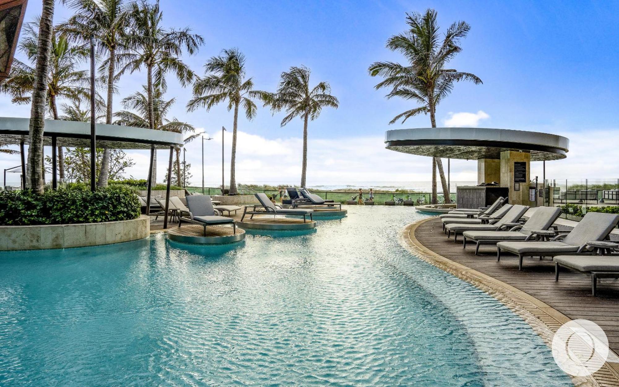 1 Bedroom Ocean View Luxury Unit - Q Apartment