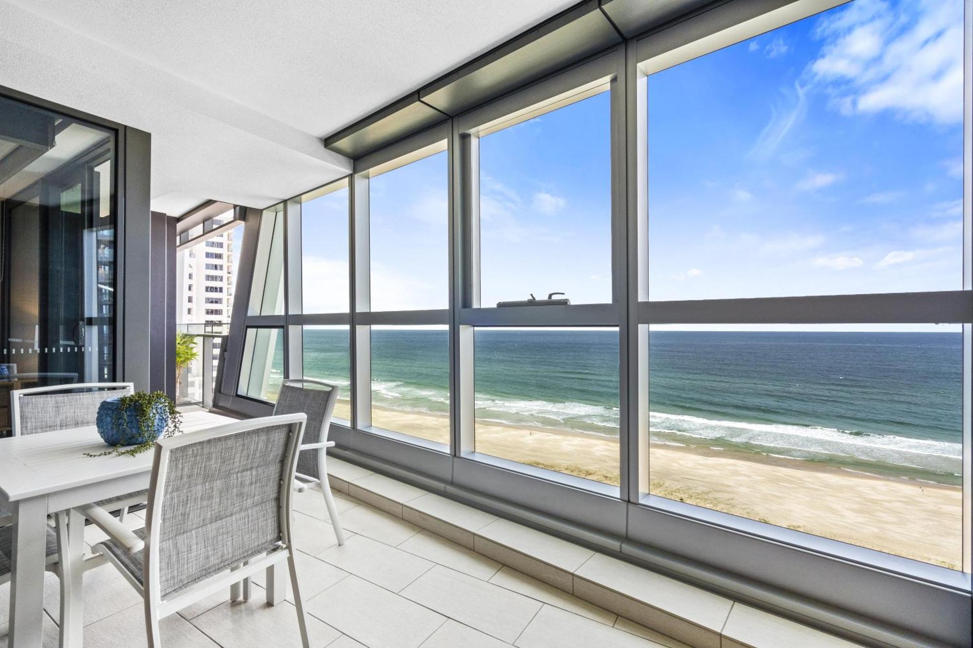 1 Bedroom Ocean View Luxury Unit - Q *